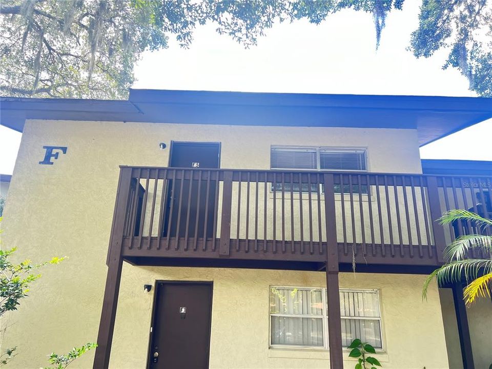 For Sale: $135,000 (2 beds, 2 baths, 940 Square Feet)