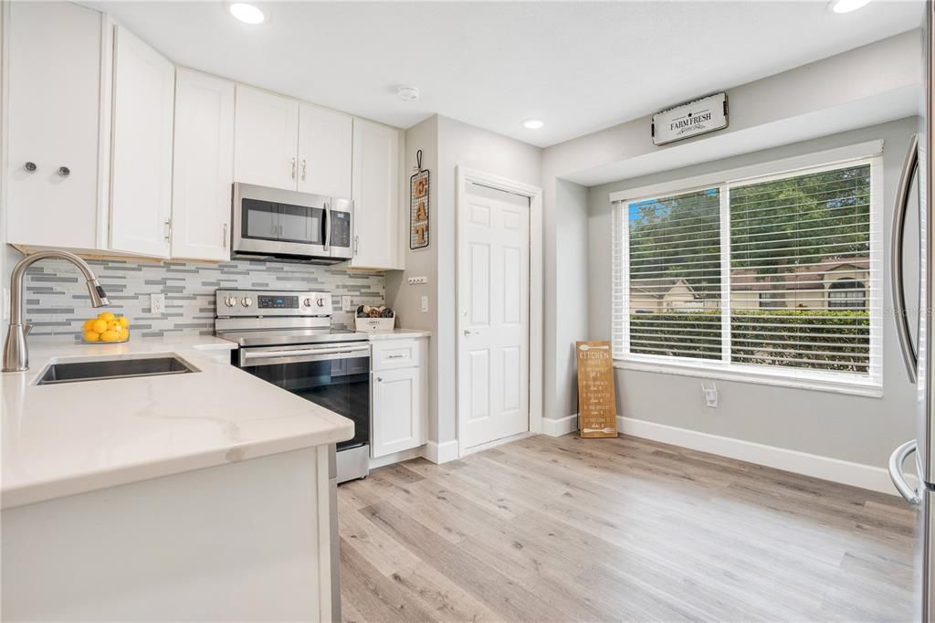 Active With Contract: $328,900 (3 beds, 2 baths, 1170 Square Feet)