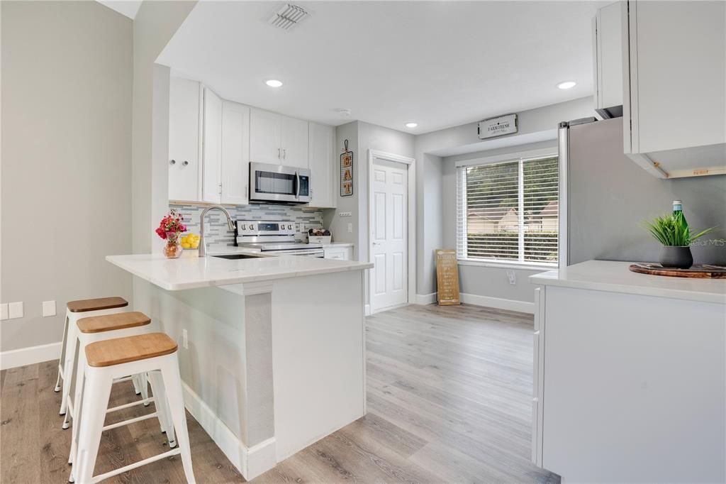 Active With Contract: $328,900 (3 beds, 2 baths, 1170 Square Feet)