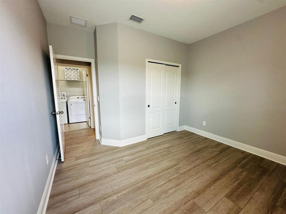 Active With Contract: $2,750 (3 beds, 3 baths, 1891 Square Feet)