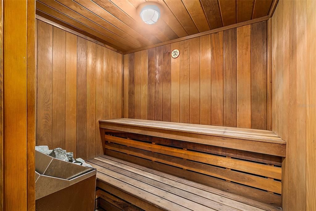 待售: $550,000 (2 贝兹, 2 浴室, 1312 平方英尺)