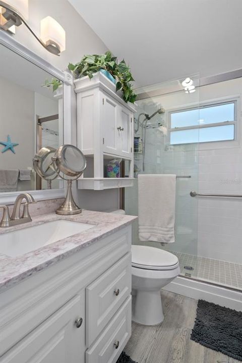 For Sale: $340,000 (2 beds, 2 baths, 1250 Square Feet)