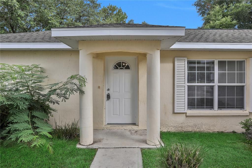 For Sale: $220,000 (3 beds, 2 baths, 1155 Square Feet)