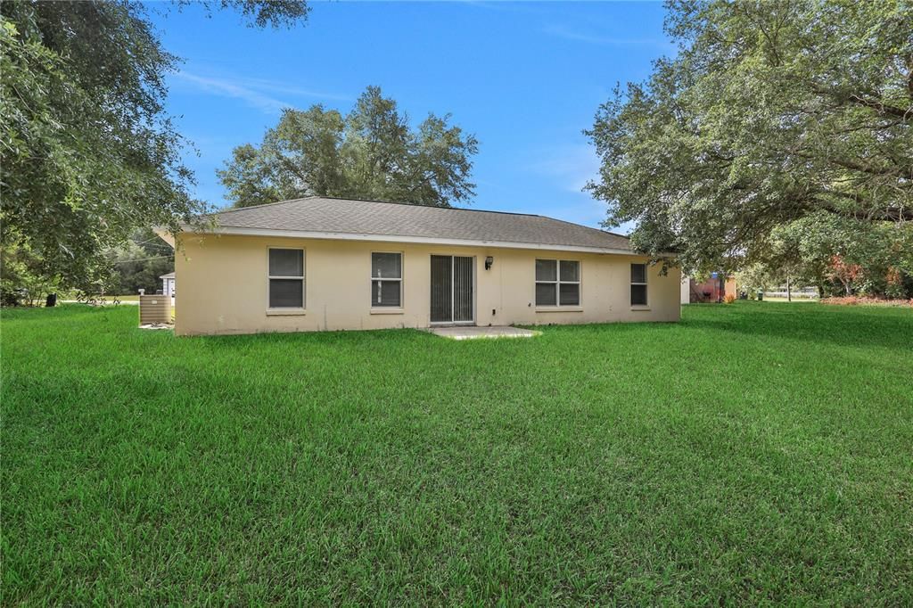 For Sale: $220,000 (3 beds, 2 baths, 1155 Square Feet)