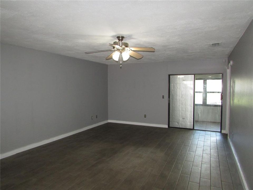 For Rent: $1,750 (2 beds, 2 baths, 1005 Square Feet)