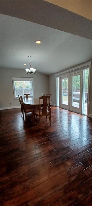 For Rent: $2,595 (4 beds, 2 baths, 1766 Square Feet)