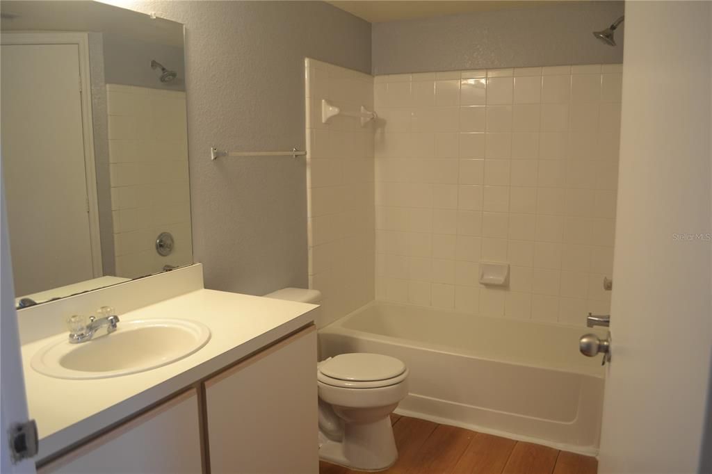 For Rent: $1,800 (2 beds, 2 baths, 1026 Square Feet)