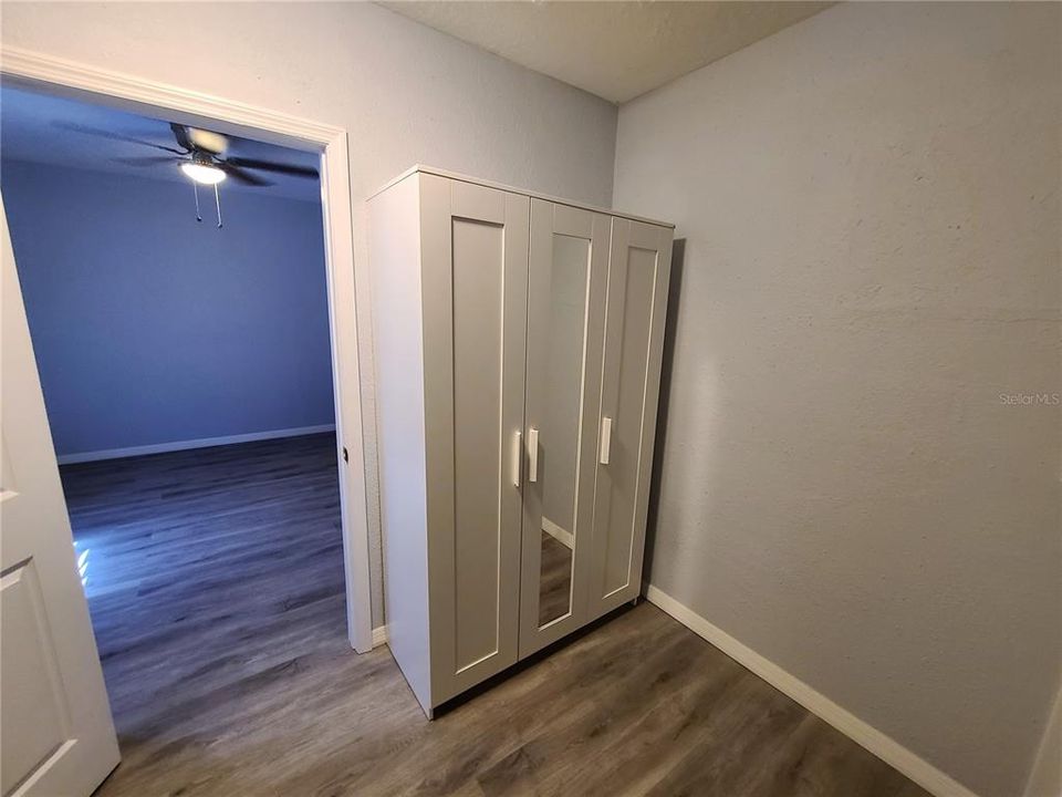 For Rent: $2,300 (3 beds, 2 baths, 1273 Square Feet)