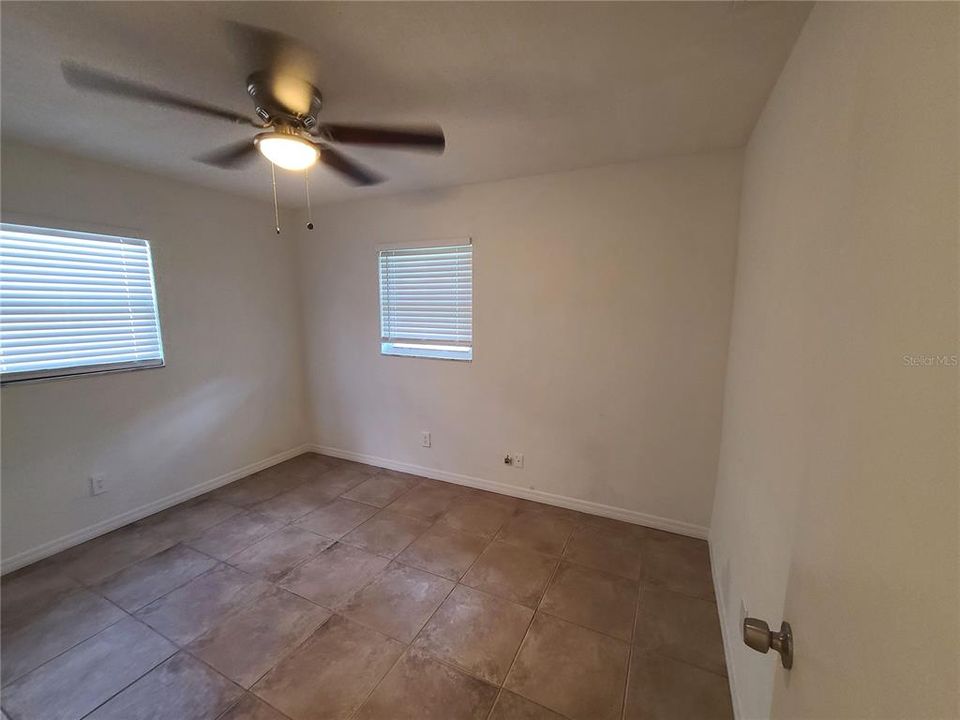 For Rent: $2,300 (3 beds, 2 baths, 1273 Square Feet)