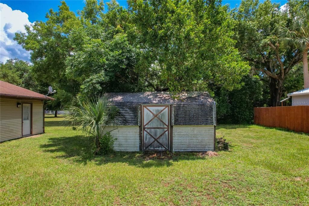 Active With Contract: $240,000 (2 beds, 2 baths, 1276 Square Feet)