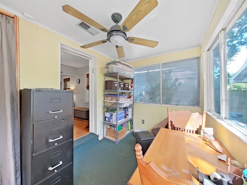 Bonus Room with flexibility for use... Office/Den or morning room for coffee, with picturesque views of the backyard.