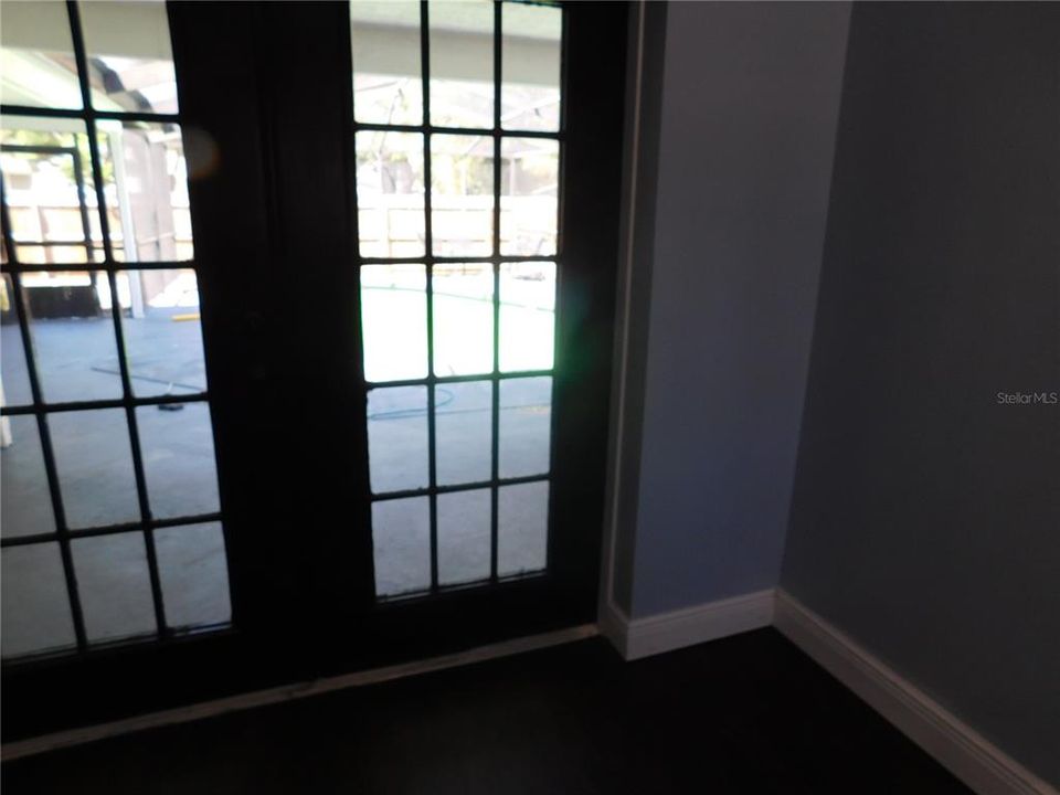 For Sale: $380,000 (3 beds, 2 baths, 1751 Square Feet)