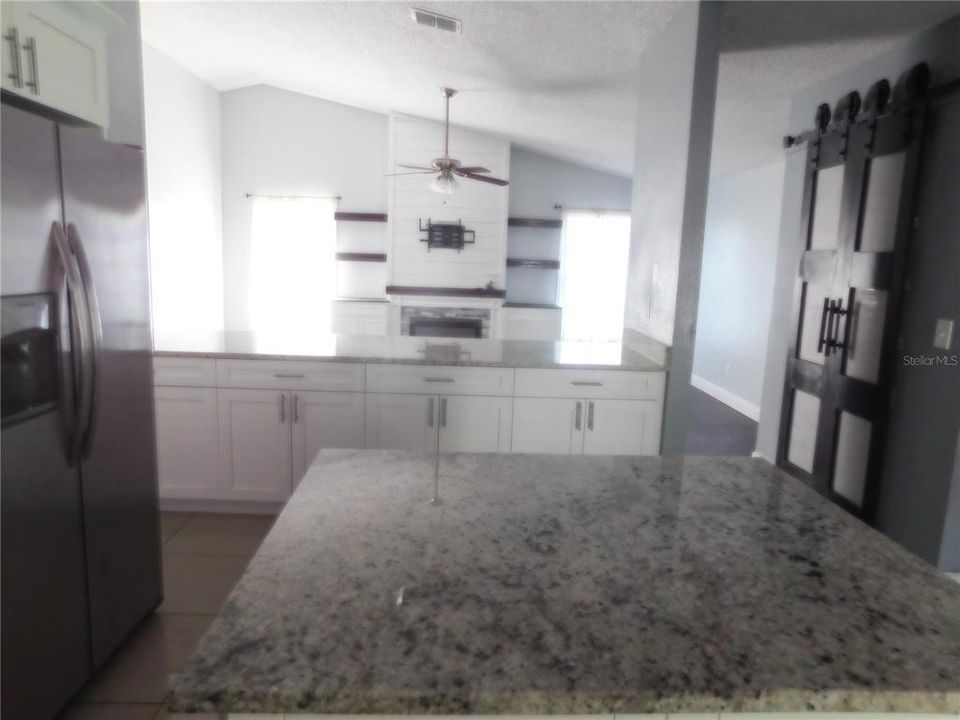 For Sale: $380,000 (3 beds, 2 baths, 1751 Square Feet)