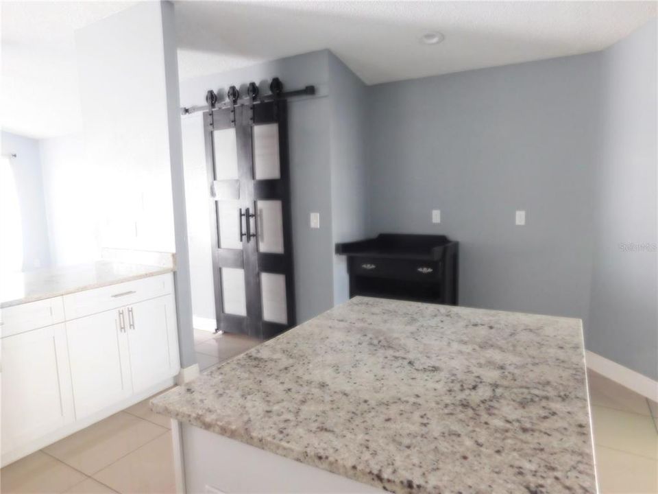 For Sale: $380,000 (3 beds, 2 baths, 1751 Square Feet)