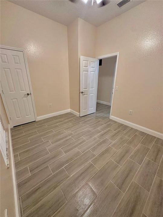 For Rent: $2,195 (3 beds, 2 baths, 1728 Square Feet)
