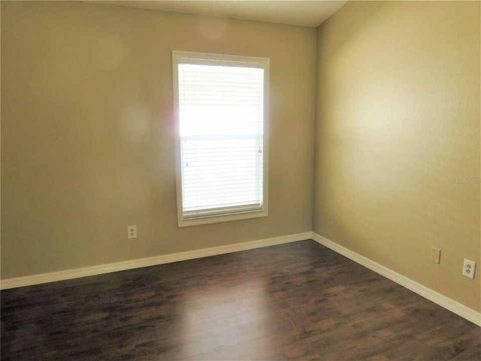 For Rent: $2,400 (3 beds, 2 baths, 1725 Square Feet)