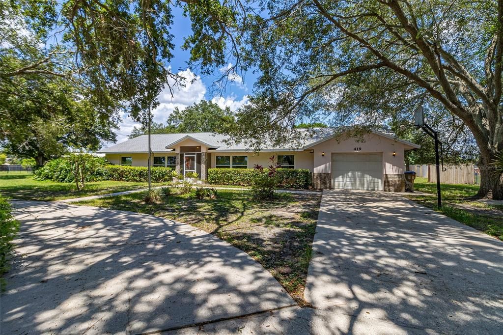 Active With Contract: $495,000 (5 beds, 3 baths, 2936 Square Feet)