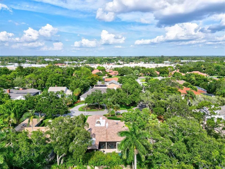 Active With Contract: $1,300,000 (4 beds, 2 baths, 2749 Square Feet)