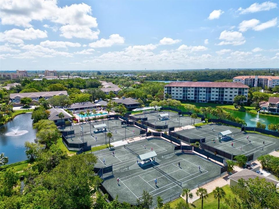 Active With Contract: $1,300,000 (4 beds, 2 baths, 2749 Square Feet)