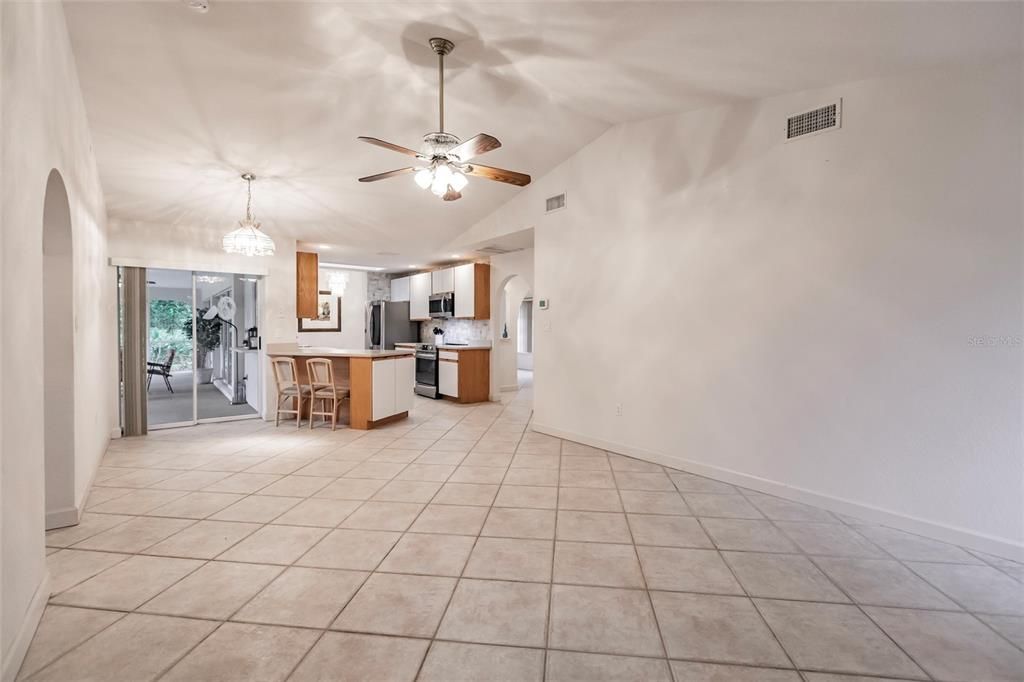 Active With Contract: $324,900 (3 beds, 2 baths, 2049 Square Feet)