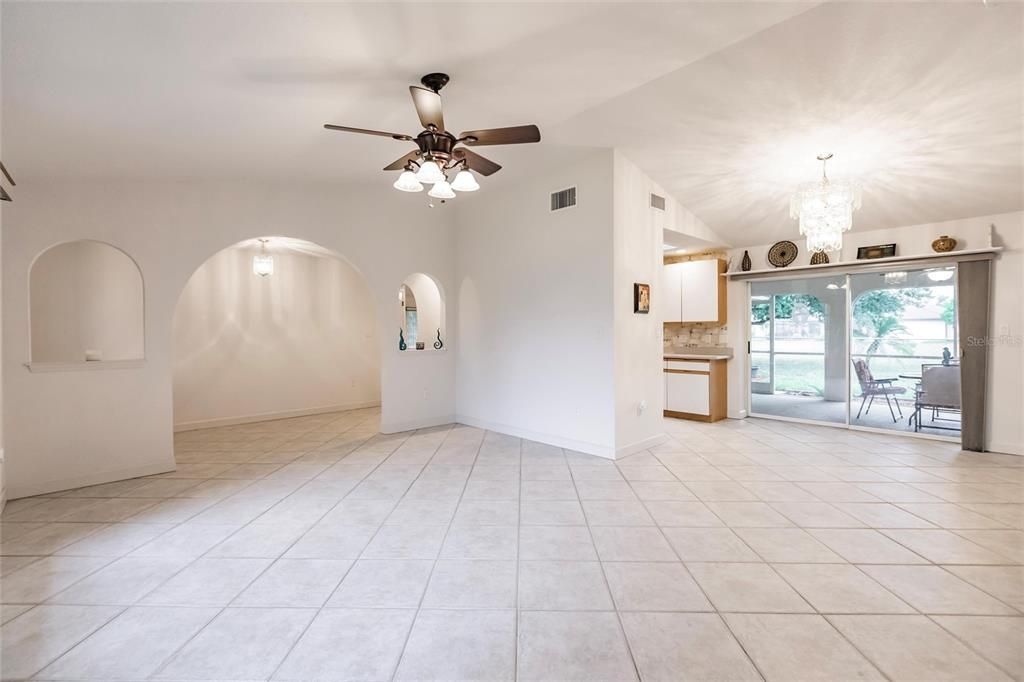 Active With Contract: $324,900 (3 beds, 2 baths, 2049 Square Feet)