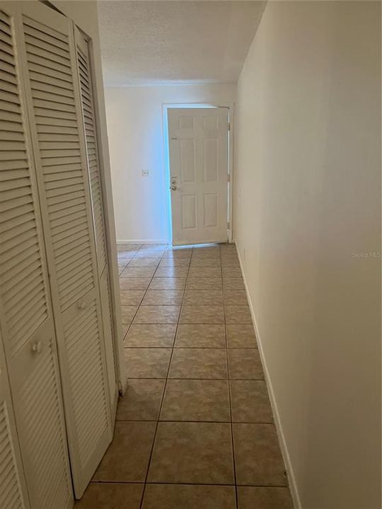 For Rent: $1,550 (2 beds, 1 baths, 750 Square Feet)