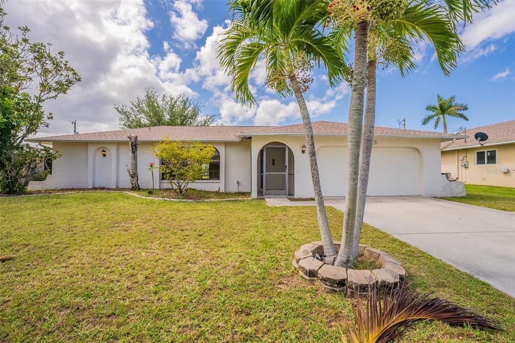 For Sale: $384,000 (3 beds, 2 baths, 1912 Square Feet)