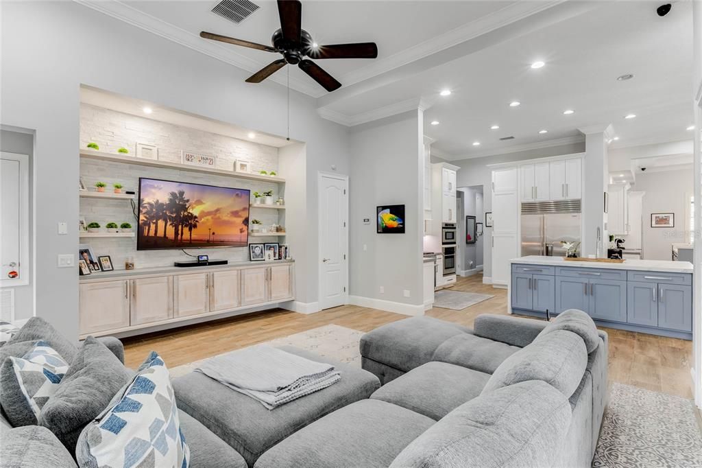 Active With Contract: $1,850,000 (4 beds, 4 baths, 4210 Square Feet)