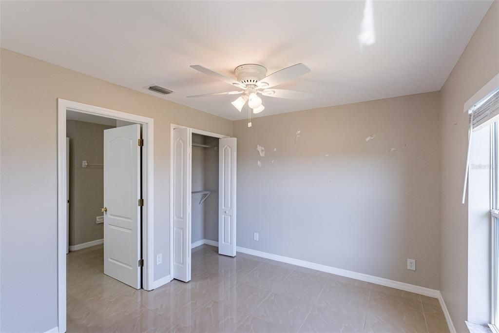 For Sale: $345,000 (3 beds, 2 baths, 1463 Square Feet)