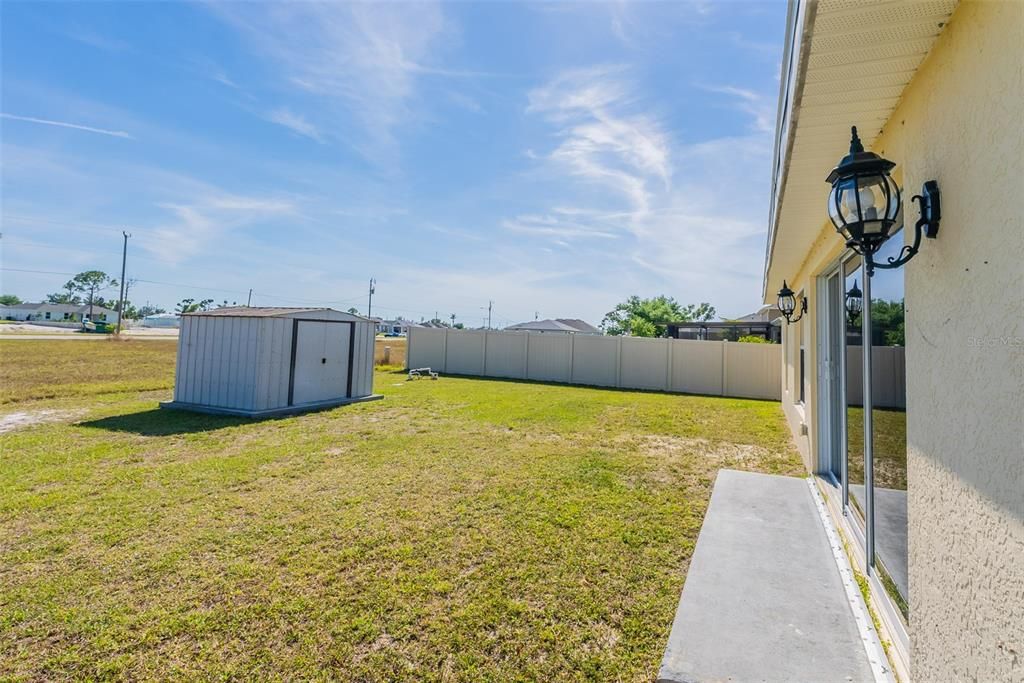 For Sale: $345,000 (3 beds, 2 baths, 1463 Square Feet)