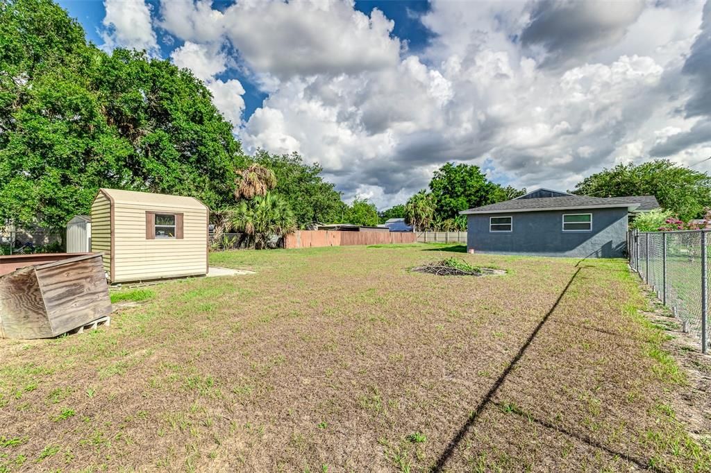 For Sale: $355,000 (4 beds, 2 baths, 1350 Square Feet)