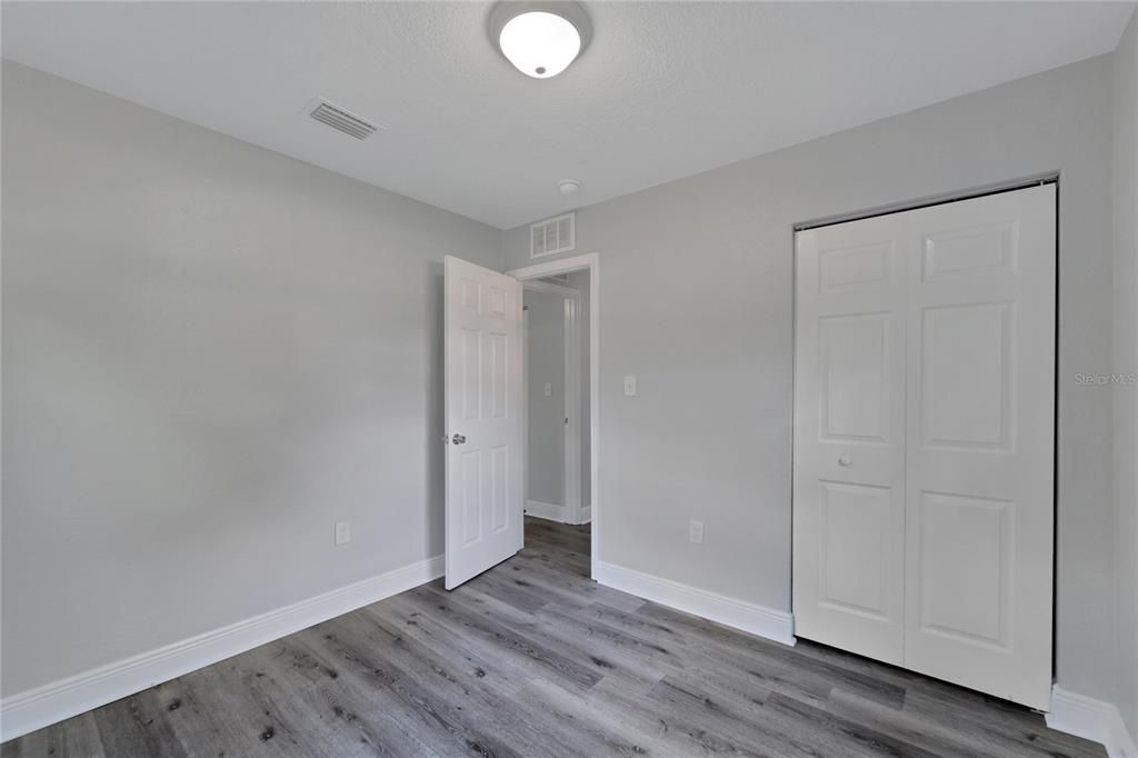 For Sale: $369,000 (3 beds, 2 baths, 1272 Square Feet)