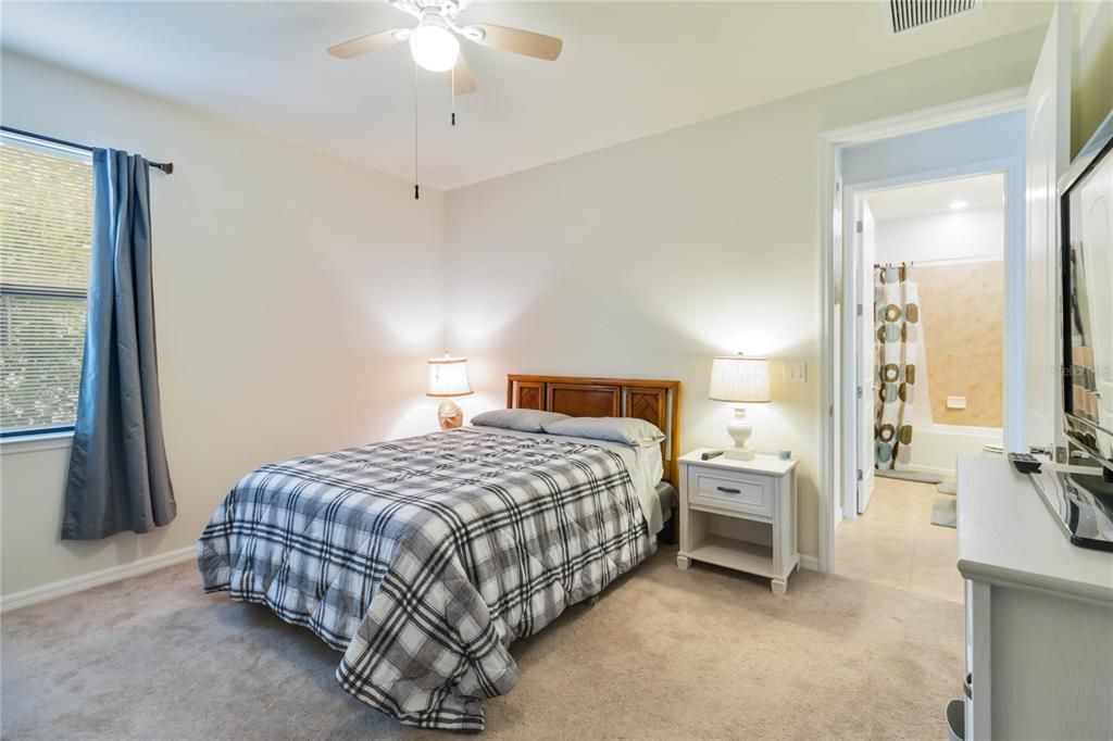 For Sale: $584,900 (2 beds, 2 baths, 1965 Square Feet)