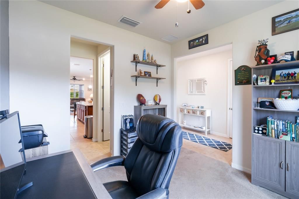 For Sale: $584,900 (2 beds, 2 baths, 1965 Square Feet)