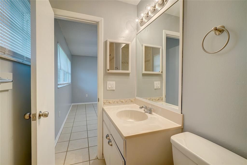 For Sale: $299,900 (3 beds, 2 baths, 1196 Square Feet)