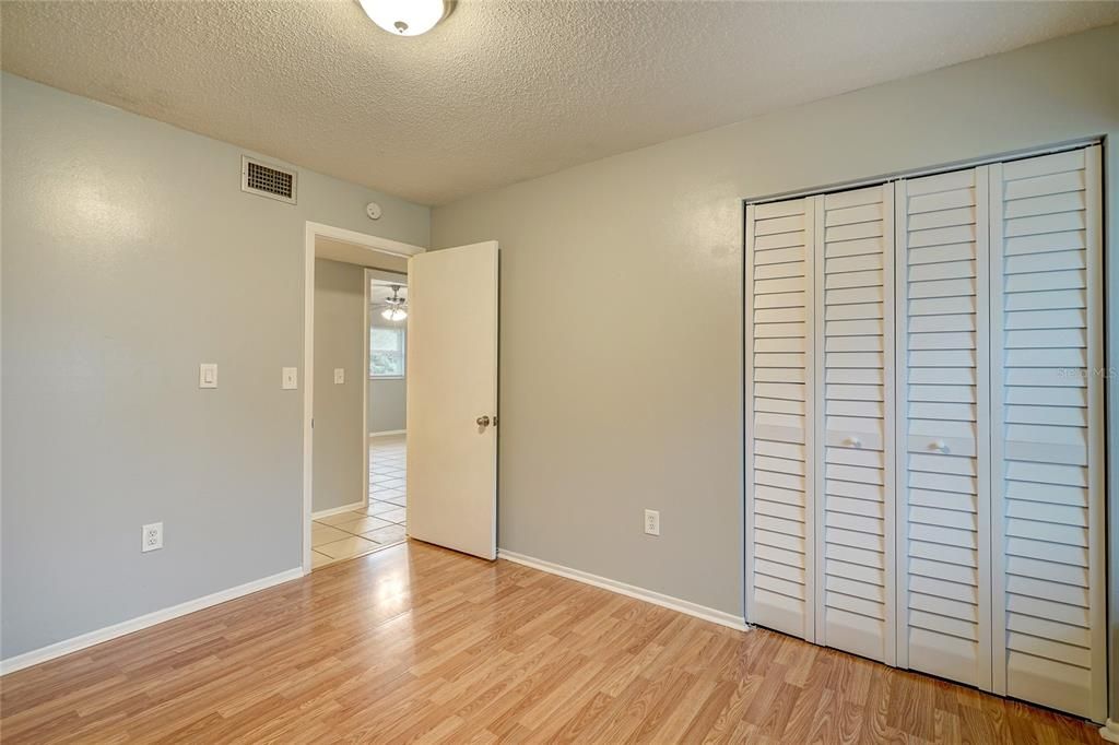 For Sale: $299,900 (3 beds, 2 baths, 1196 Square Feet)