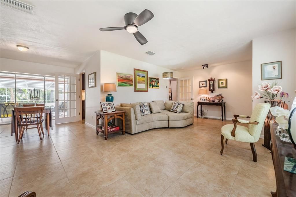 Living Room/Dining Room