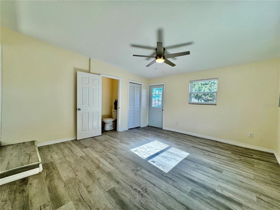 For Sale: $369,900 (3 beds, 2 baths, 1350 Square Feet)