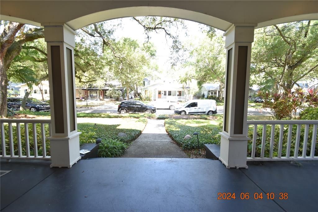 For Rent: $7,995 (4 beds, 3 baths, 2476 Square Feet)