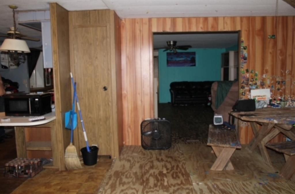 For Sale: $50,000 (3 beds, 2 baths, 1440 Square Feet)