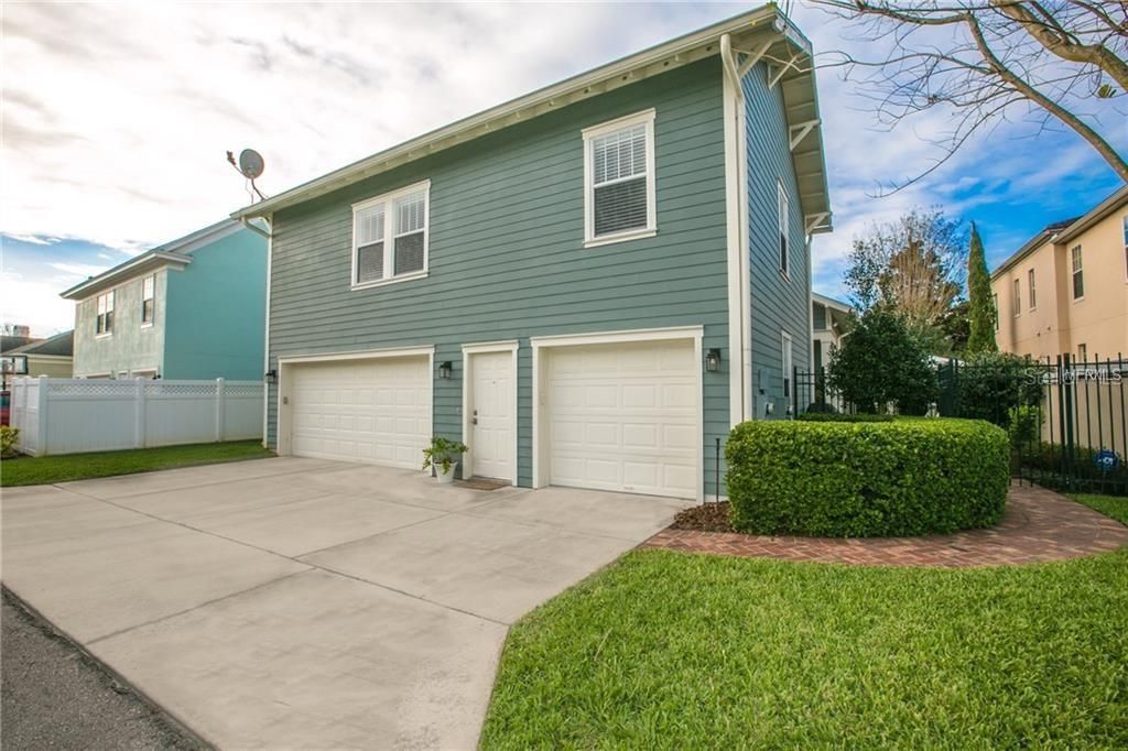 Active With Contract: $5,000 (3 beds, 2 baths, 2300 Square Feet)