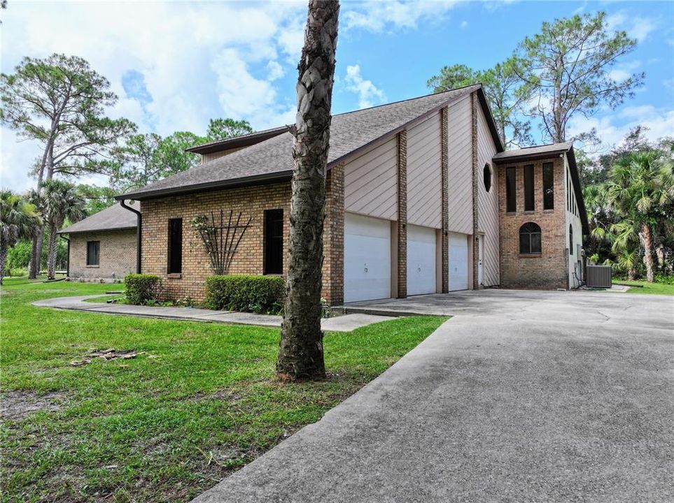 Active With Contract: $499,900 (3 beds, 2 baths, 2267 Square Feet)