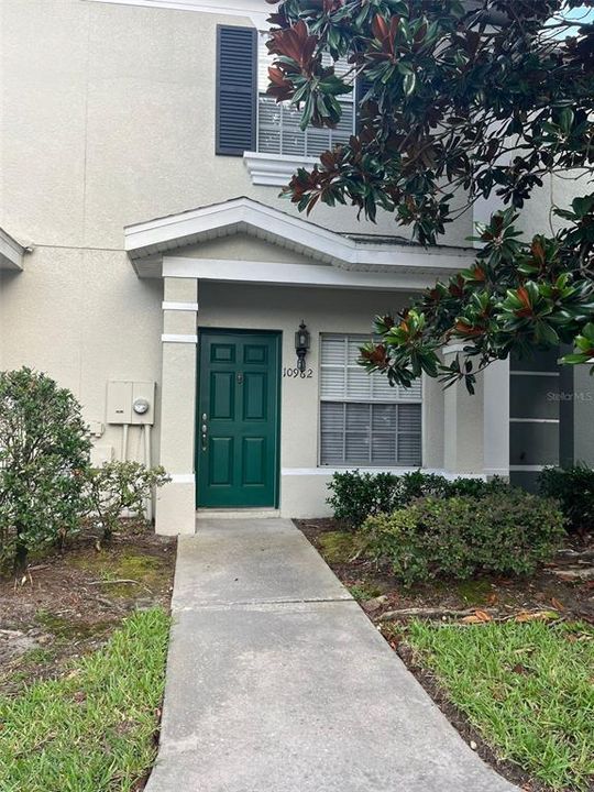 For Rent: $2,100 (2 beds, 2 baths, 1071 Square Feet)