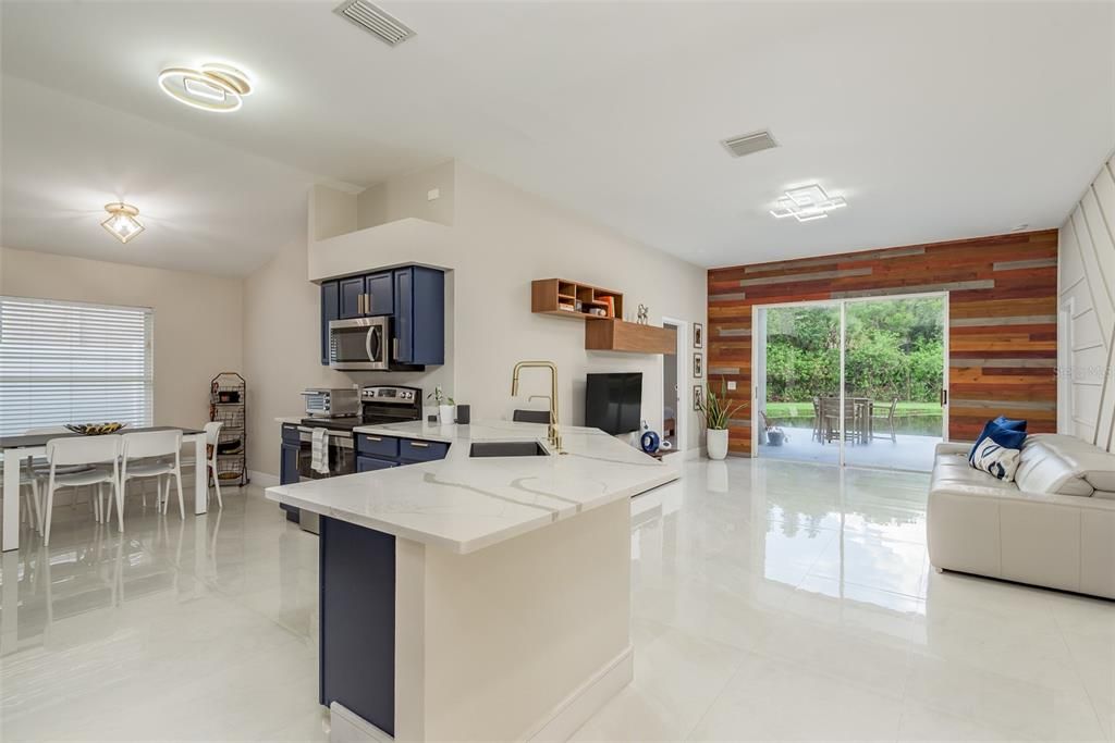 Active With Contract: $520,000 (4 beds, 2 baths, 1885 Square Feet)