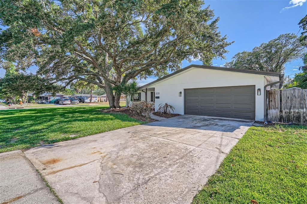 For Sale: $669,995 (3 beds, 2 baths, 1670 Square Feet)