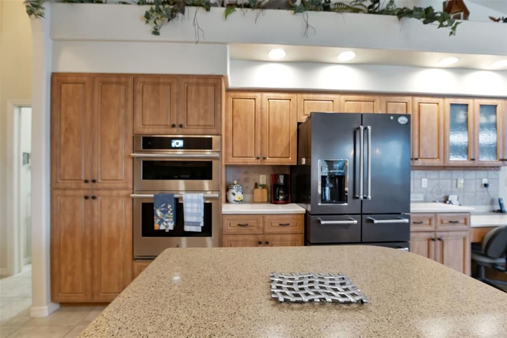 Cabinet pantry