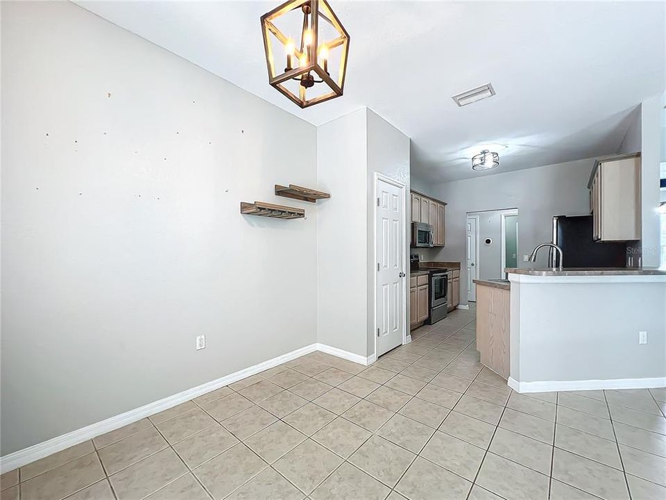 For Sale: $410,000 (4 beds, 2 baths, 2102 Square Feet)