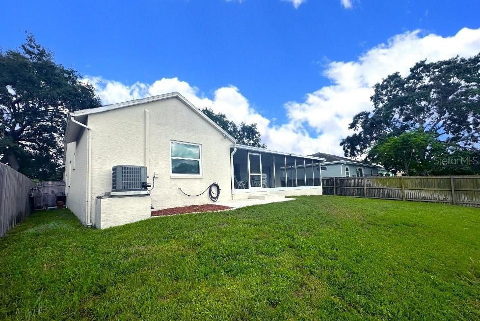 Active With Contract: $439,000 (3 beds, 2 baths, 1607 Square Feet)