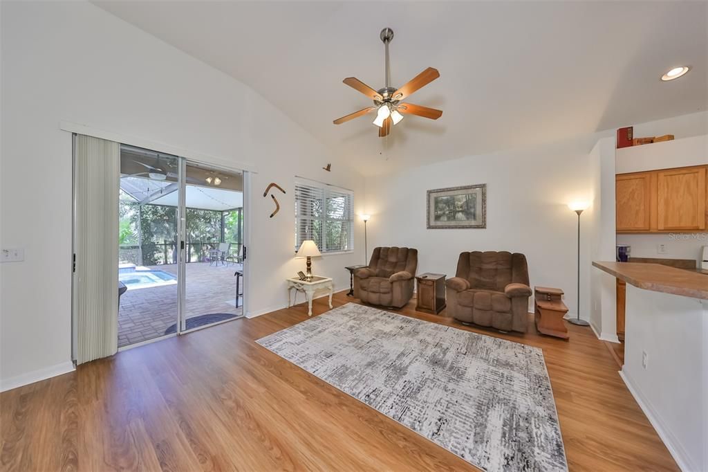 Active With Contract: $379,000 (3 beds, 2 baths, 1833 Square Feet)