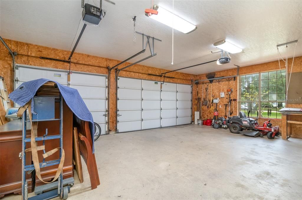 3 car garage